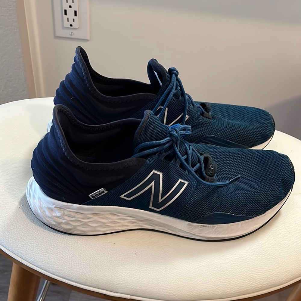 Mens new balance shoes size 12